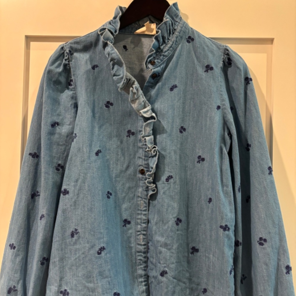 Sezane Chlo Button down Shirt ~ denim with navy embroidered flower